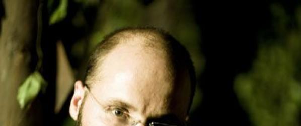 Fabrice Du Welz Heads to War