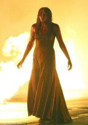 MEDIA - CARRIE LA VENGEANCE  - First Official Look