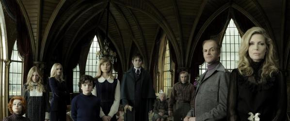 MEDIA - DARK SHADOWS First Official Look at Tim Burtons DARK SHADOWS