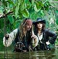 MEDIA - PIRATES DES CARAIBES 4  LA FONTAINE DE JOUVENCE New Photos From PIRATES OF THE CARIBBEAN ON STRANGER TIDES
